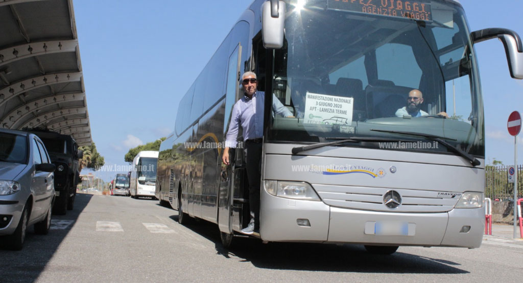 protesta-turismo-lamezia-362020-5.jpg