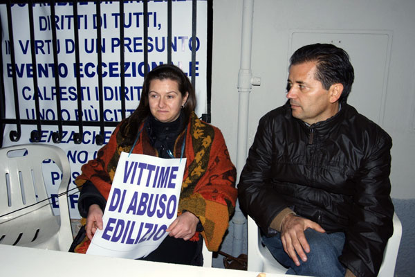 Lamezia: in via della Vittoria donna inizia sciopero fame