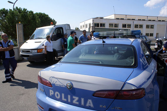 Lamezia, lavoratori Ciarapanì protestano: da sei mesi senza stipendio