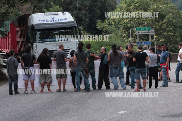 protesta_discarica2_16082012