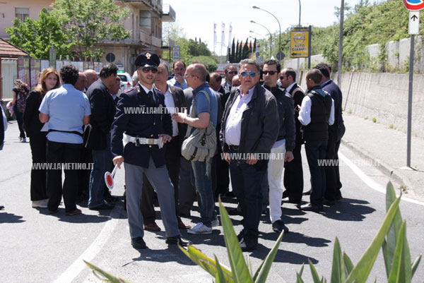 Lamezia: Continua la protesta degli autisti di bus della Multiservizi. Il Sindaco incontrerà i lavoratori