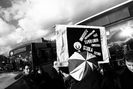 proteste_unical_ddl_gelmini