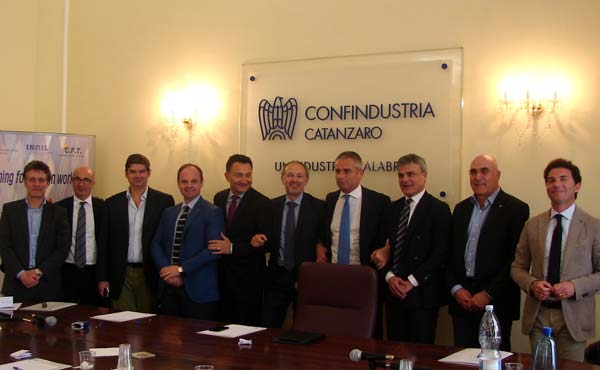 Firmato a Catanzaro accordo tra Unindustria Calabria ed Enel Energia