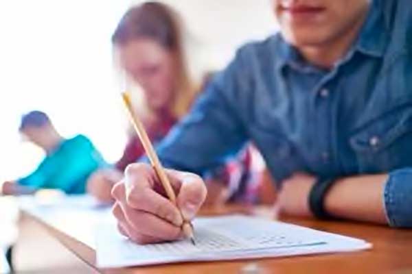 Scuola, al via da oggi prove Invalsi in quinta superiore 