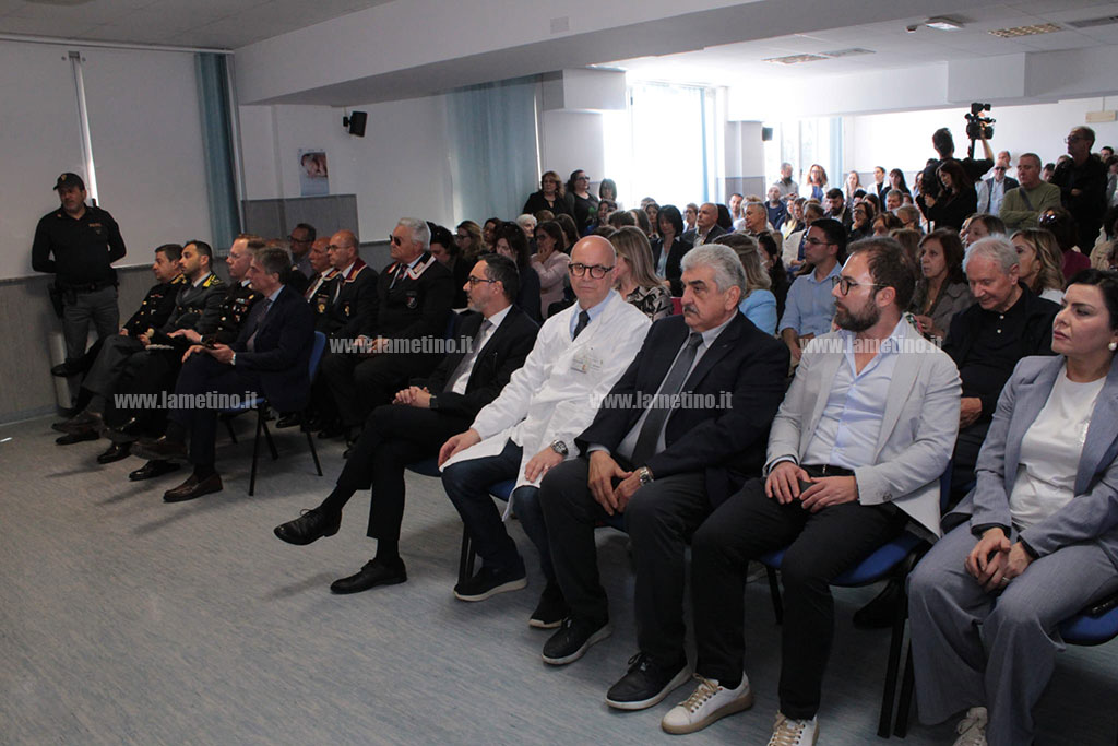 pubblico16.37.41_69518.jpg