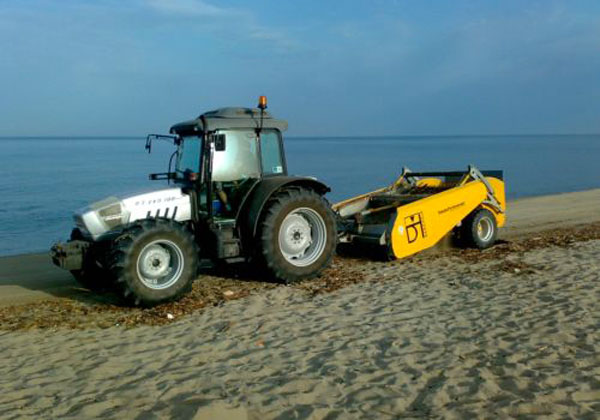 Frustaci: pulisci spiagge, Ente ha venduto quattro mezzi nel 2011 su indicazione Giunta provinciale