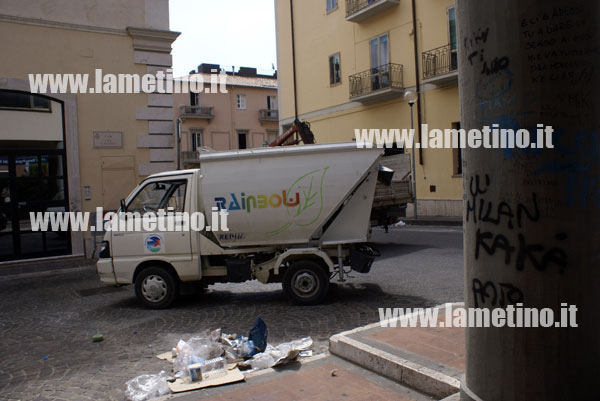 pulizia-via-cassoli-bis.jpg