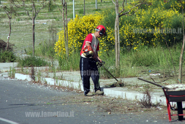 pulizia_parco_scina_ter_mag2012