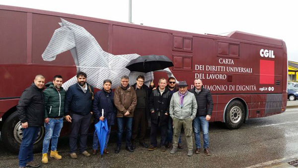 Giunto a Catanzaro "Pullman diritti lavoro" della Cgil 