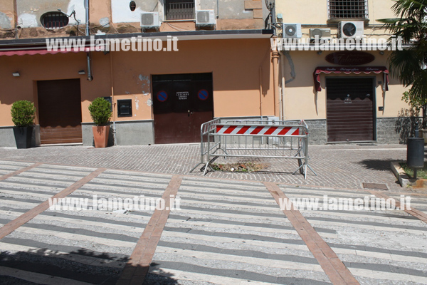 quercia-rimossa-piazza-mercato-vecchio.jpg