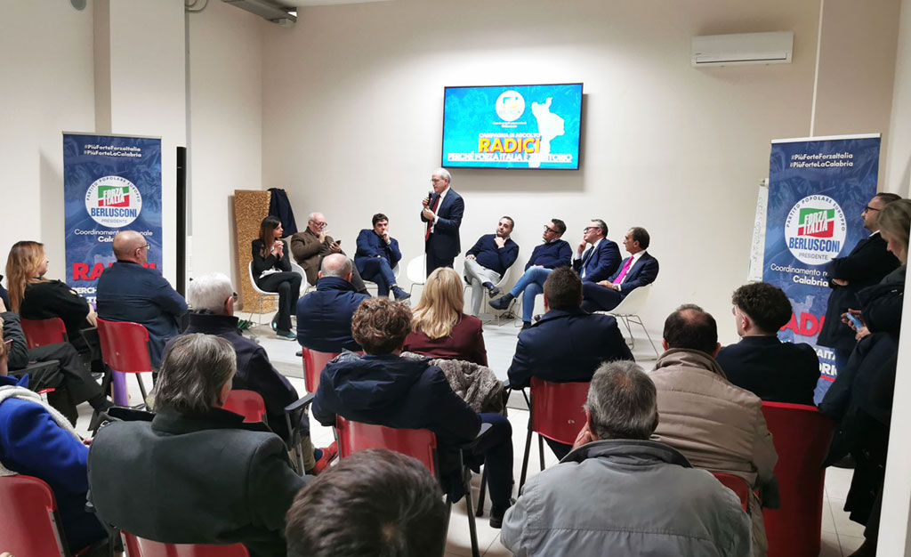 Lamezia, De Biase (FI): "Continui confronti con il tavolo del centrodestra per vincere le elezioni comunali"