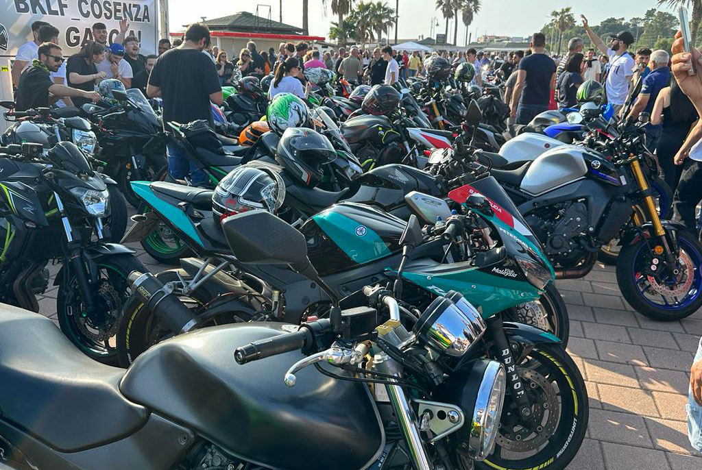 raduno-auto-moto-5_27c54.jpg