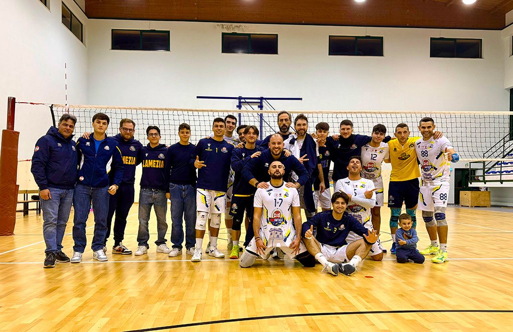 raff-lamezia-volley_3dc4e.jpg