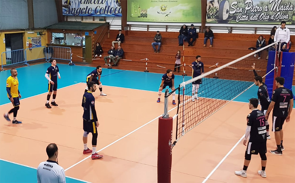 Volley, Raffaele Lamezia sconfitta dal Palermo con un secco 3-0