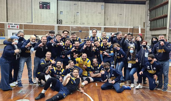 Finisce 3-0 la gara tra Raffaele Lamezia e Volley Catania