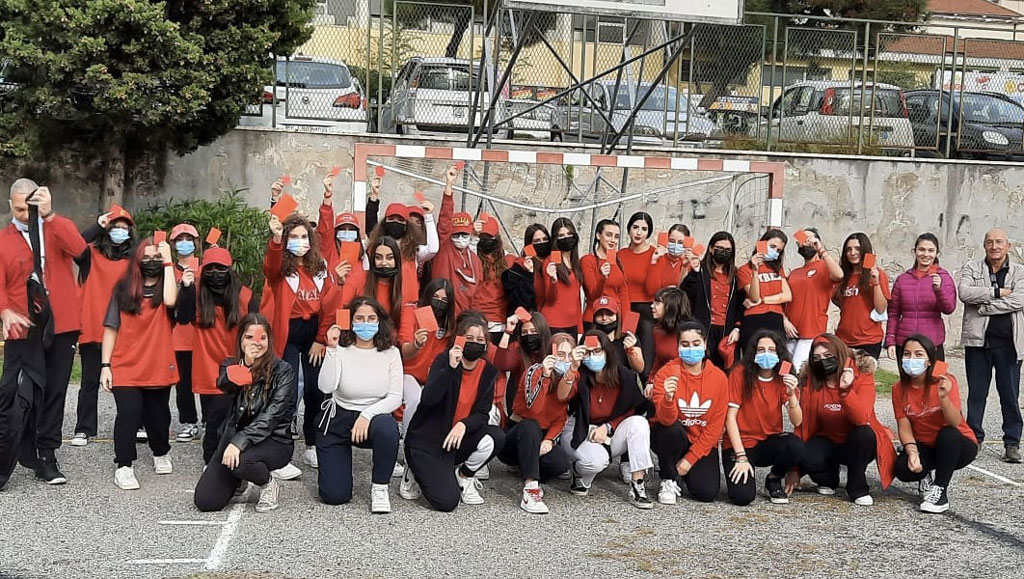 Lamezia, Cartellino Rosso alla violenza sulla Donna: quadrangolare delle ragazze del “Campanella”