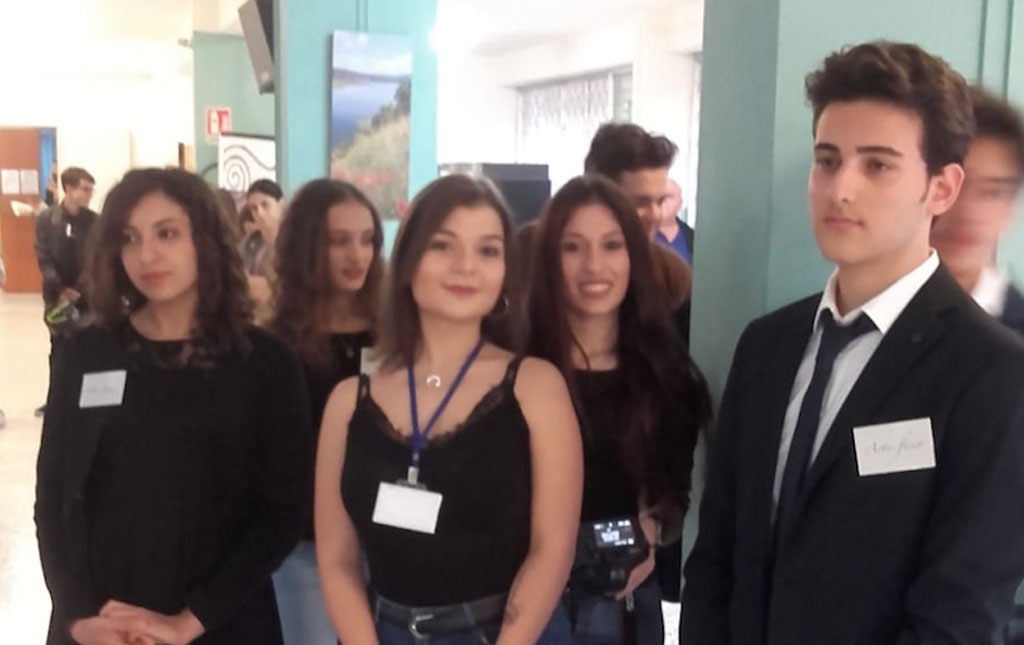 Lamezia, al liceo Fiorentino la prima edizione di “Arte_ficio, Lavorare con l’Arte” 