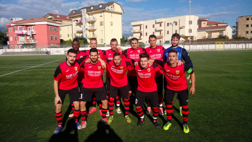 Calcio, vittoria e primato per il Real Mortilla