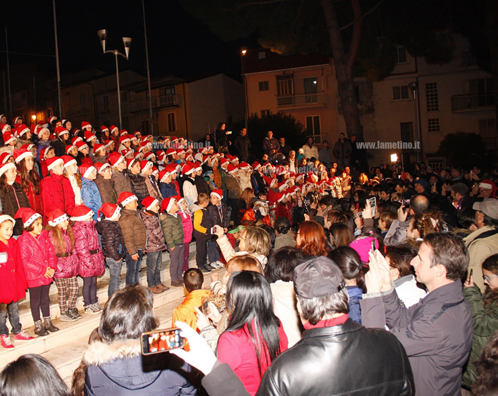 recital-natale-borrello1.jpg