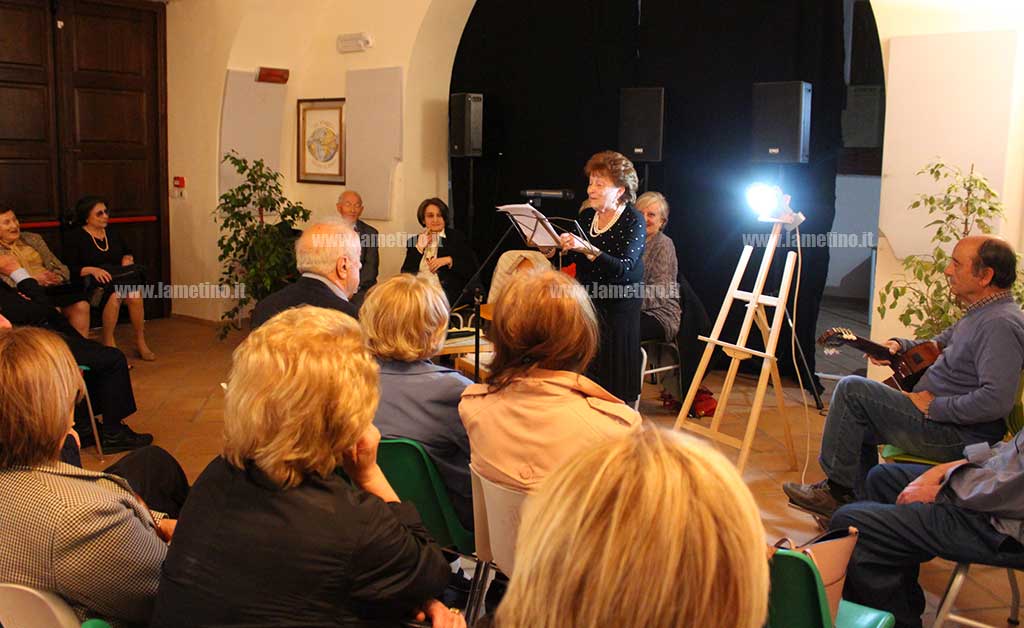 recital-poesie-1.jpg