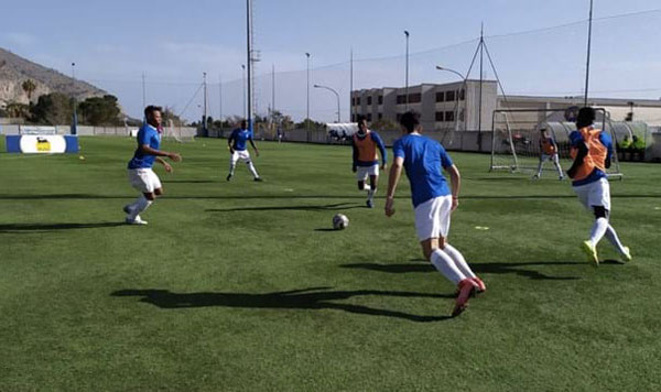 refugee-teams-social-football-6-2021_d8b41.jpg