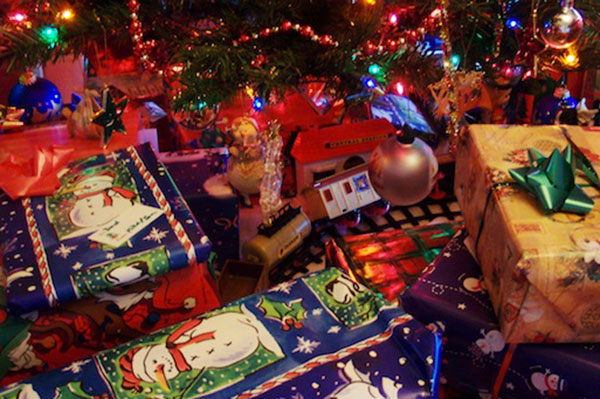 Natale: Scartati in Italia regali per un valore di 4,1 miliardi di euro