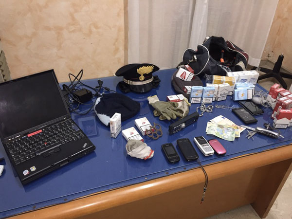 Calabria: Picchiano e derubano due anziane, arrestati 