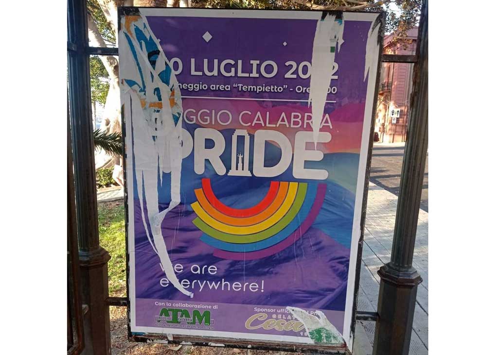 reggio-pride-vandalismo-25-7-22_5f476.jpg