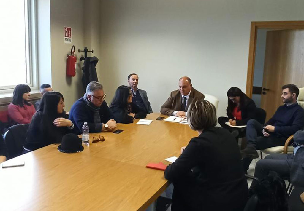Lavoro, assessore Calabrese incontra sindacati ed ex lavoratori Centri per l'impiego: "Saranno contrattualizzate 106 persone"