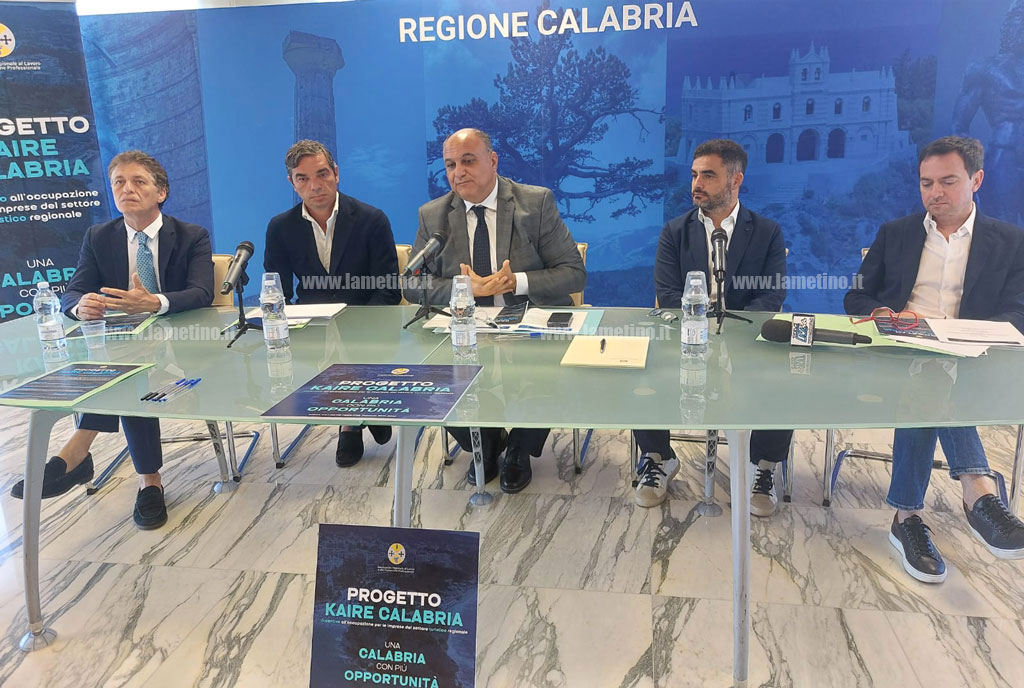 Incentivi alle imprese turistiche per assumere soggetti svantaggiati, Regione presenta avviso "Kaire Calabria"