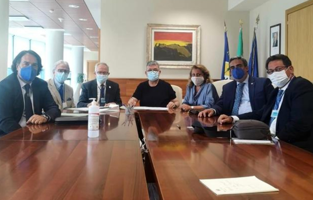 Covid, dispositivi alle rsa: stipulato protocollo per apparecchiature alle strutture autorizzate della Calabria