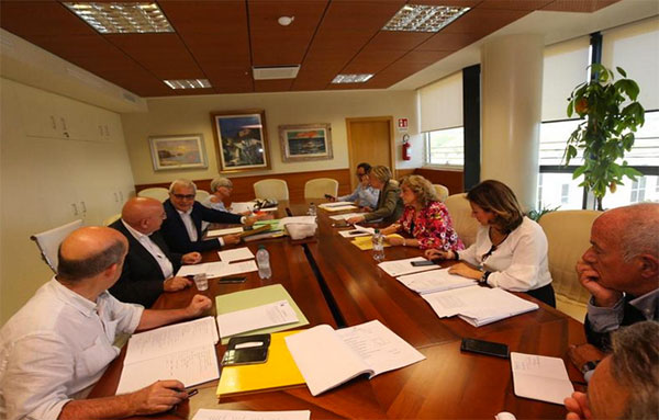 Giunta regionale approva Piano per riduzione rifiuti plastici in mare e sulle spiagge
