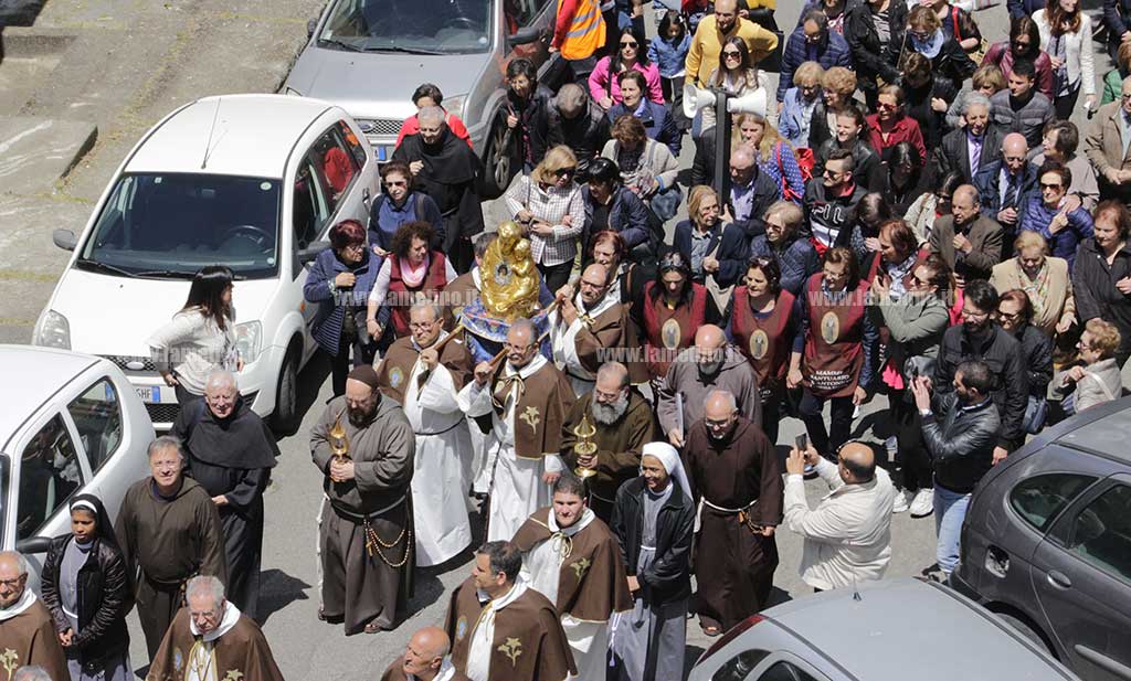 reliquie-santi-lamezia-310520195.jpg