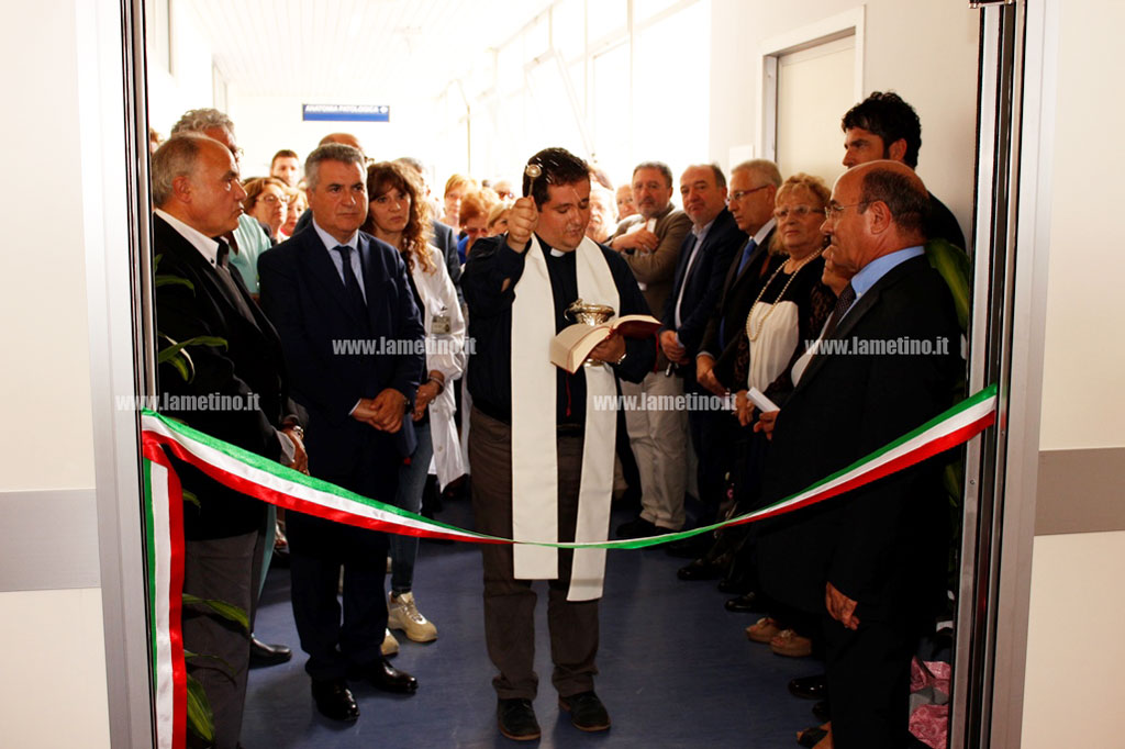 Lamezia, inaugurato reparto dialisi all’ospedale Giovanni Paolo II