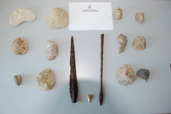 Calabria: Sequestrati reperti archeologici, una denuncia
