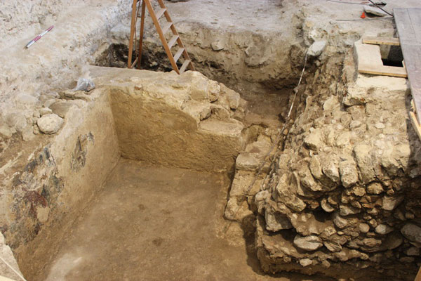 Trovati reperti archeologici durante lavori chiesa a Tropea