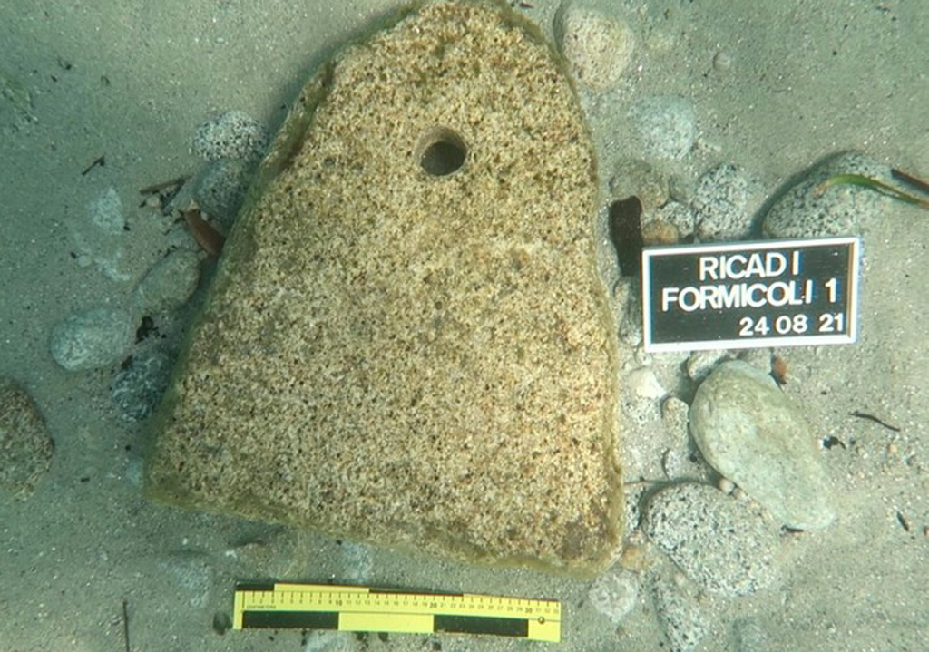 Archeologia, manufatto antico ritrovato nel mare di Ricadi