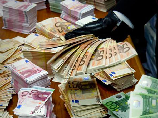 'Ndrangheta: riciclaggio denaro, perquisizioni anche in Calabria
