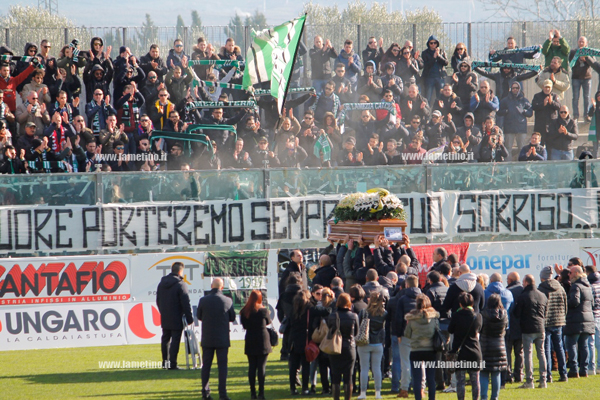 Lamezia: Funerali e ricordo allo stadio per l'imprenditore edile ucciso