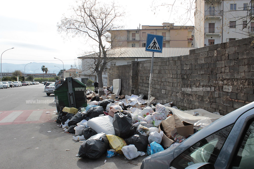 rifiuti-2-01152018-162950.jpg