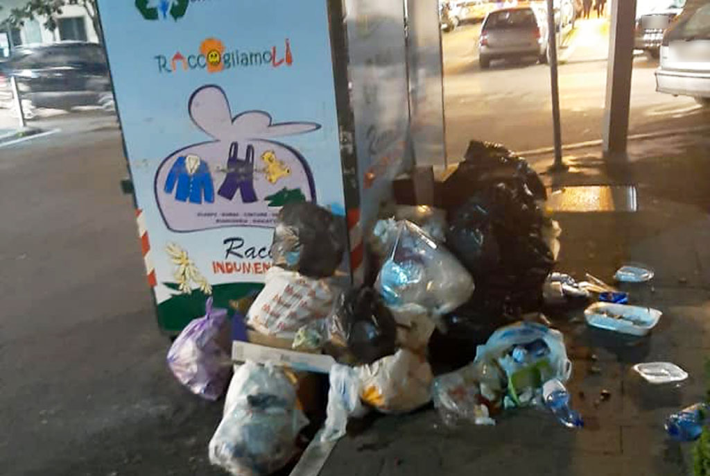 Lamezia, raccolta differenziata porta a porta in centro: arrivano prime multe per abbandono rifiuti