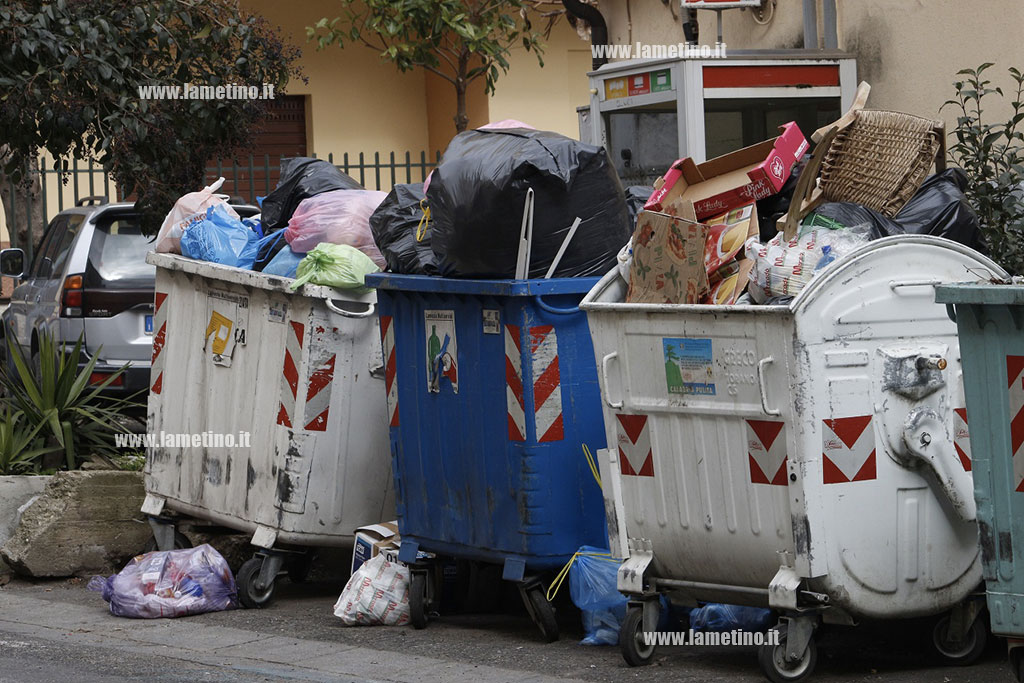 Lamezia: fermo impianto rifiuti, Multiservizi invita i cittadini a non conferire fuori dai cassonetti