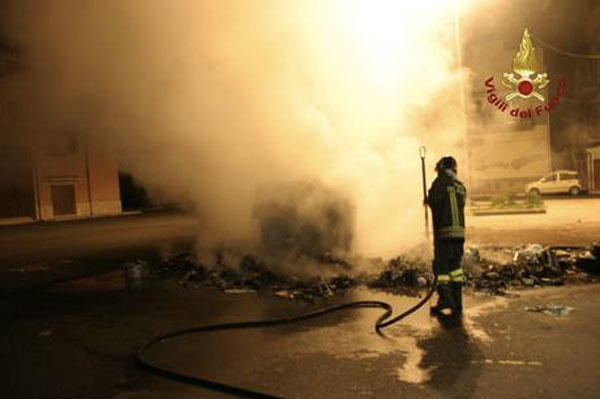Calabria: Disagi per cumuli incendiati nel vibonese 