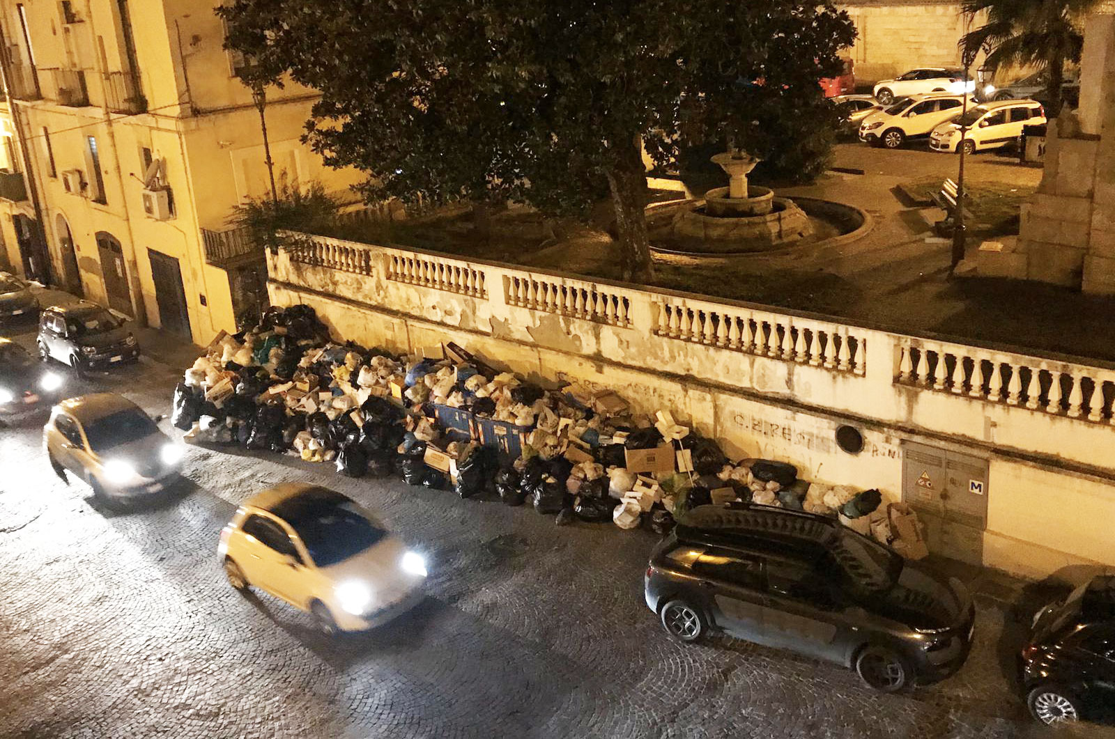 rifiuti-lamezia.jpg