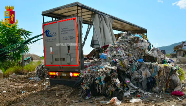 rifiuti-op-quarta-copia.jpg