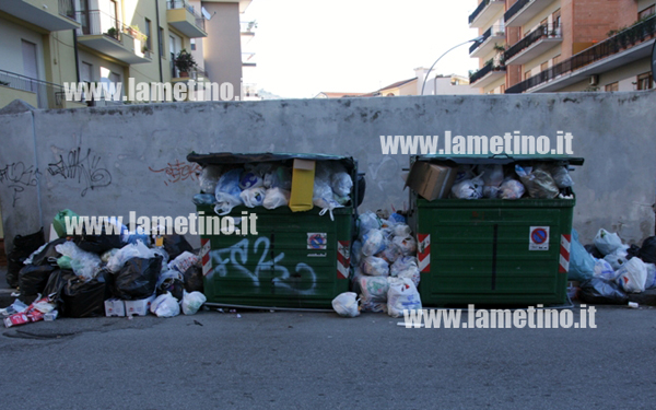 rifiuti-via-xx-settembre