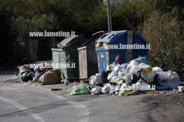 Lamezia: Circolo Sel: "Maggiori controlli su abbandono rifiuti"