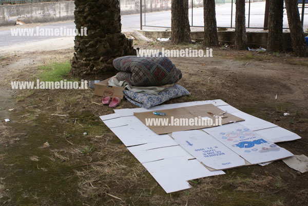 Lamezia: Ancora degrado e atti vandalici in parco via Bernadette. Distrutti anche alberi