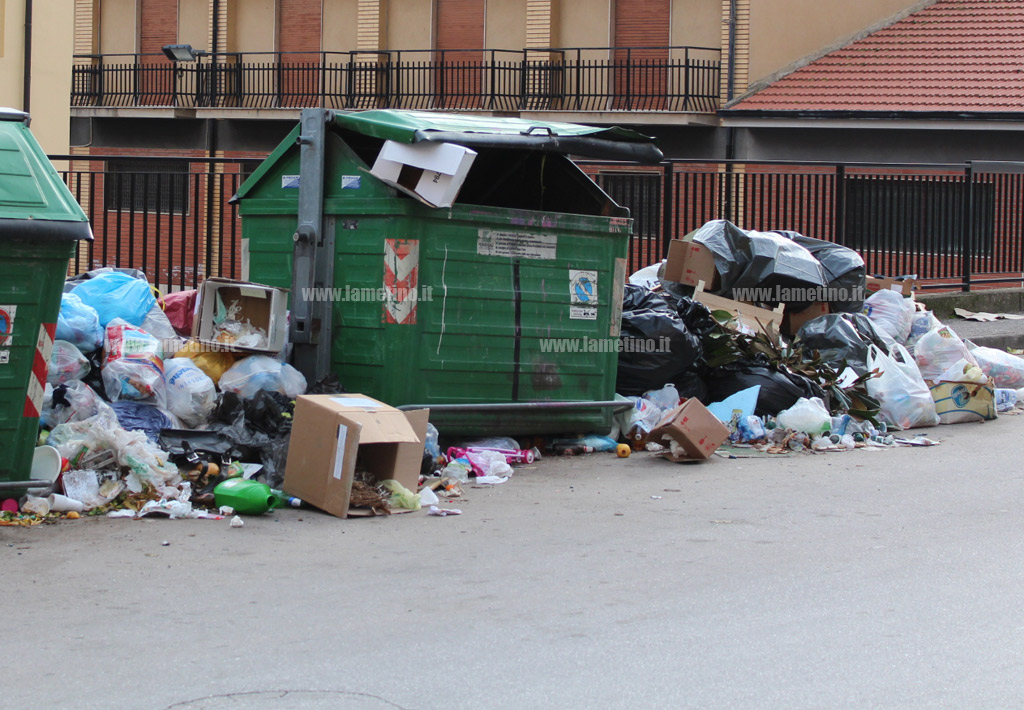 Lamezia, UDC: "Fallimento nel settore rifiuti, costretti a prendere le distanze dall’amministrazione comunale"