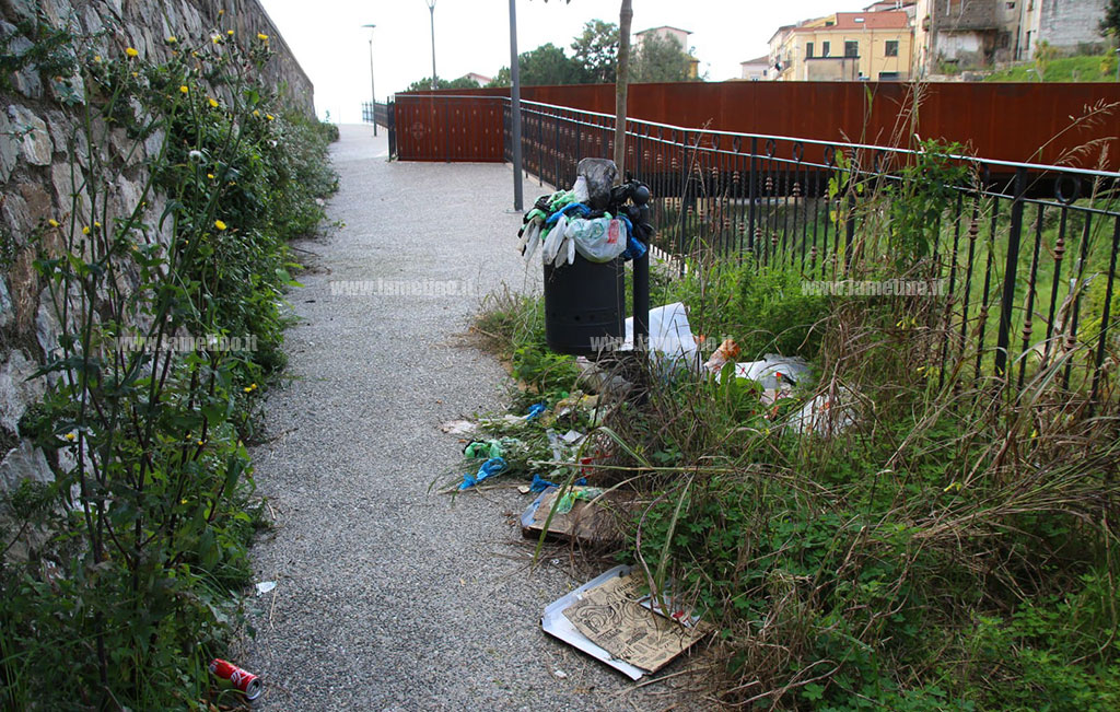rifiuti90f077af_c1875.jpg